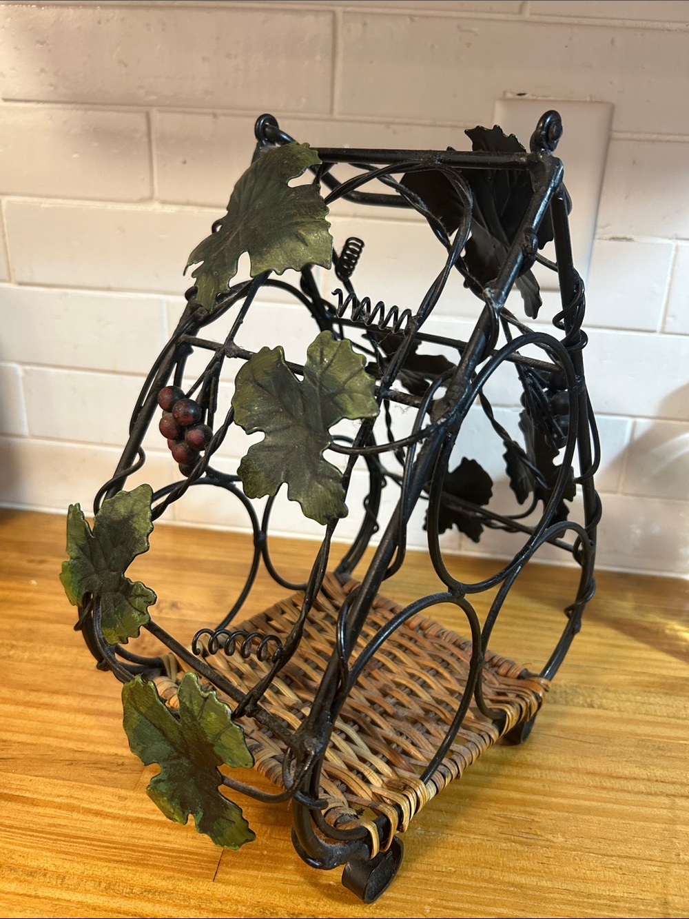 Decorative Wrought Iron Wine Bottle Holder with Grapevine Leaves
